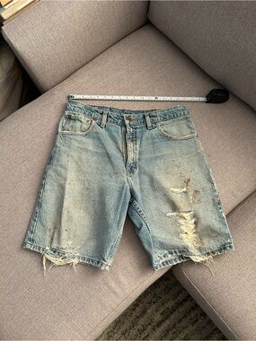 Vtg Carhartt distressed jean shorts